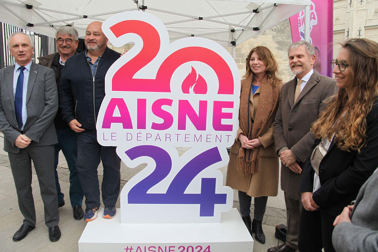 Dévoilement totem #AISNE2024 Villers-Cotterêts