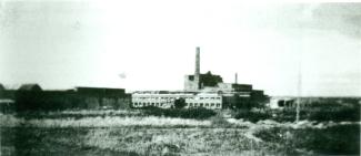 L'usine d'accumulateurs d'Hannover-Stöcken en 1941 L'usine d'accumulateurs d'Hannover-Stöcken en 1941