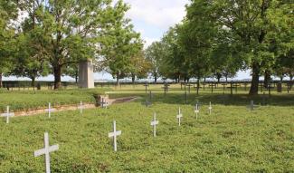 Le cimetière militaire allemand d'Origny-Sainte-Benoîte ©CD02 Le cimetière militaire allemand d'Origny-Sainte-Benoîte ©CD02