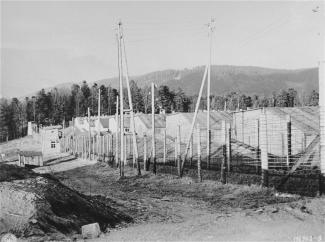 Vue du camp de Natzweiler-Struthof après sa liberation ©United States Holocaust Memorial Museum Vue du camp de Natzweiler-Struthof après sa liberation ©United States Holocaust Memorial Museum