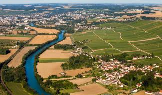 vue aerienne de la vallee de la Marne
