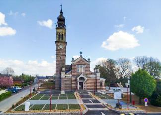 Le nouveau parvis à la fin des travaux ©Mairie de La Capelle