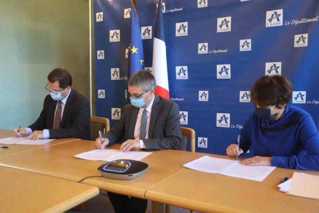 signature-finances-publiques-charte-engagement