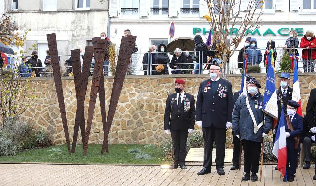 résilience-1940-de-gaulle-oeuvre-montcornet-inauguration-2021