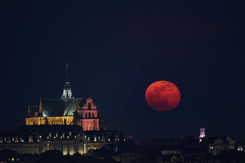 231007 - Fiche activité_Basilique à la tombée de la nuit