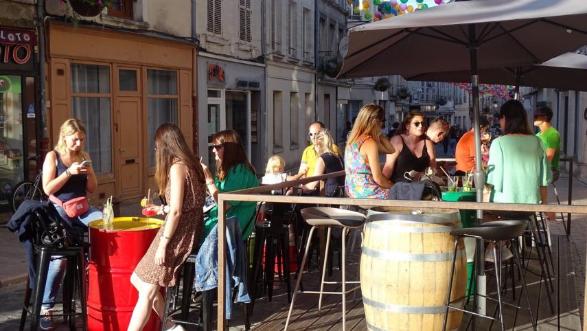 Terrasses de l'été < Laon < Aisne < Picardie