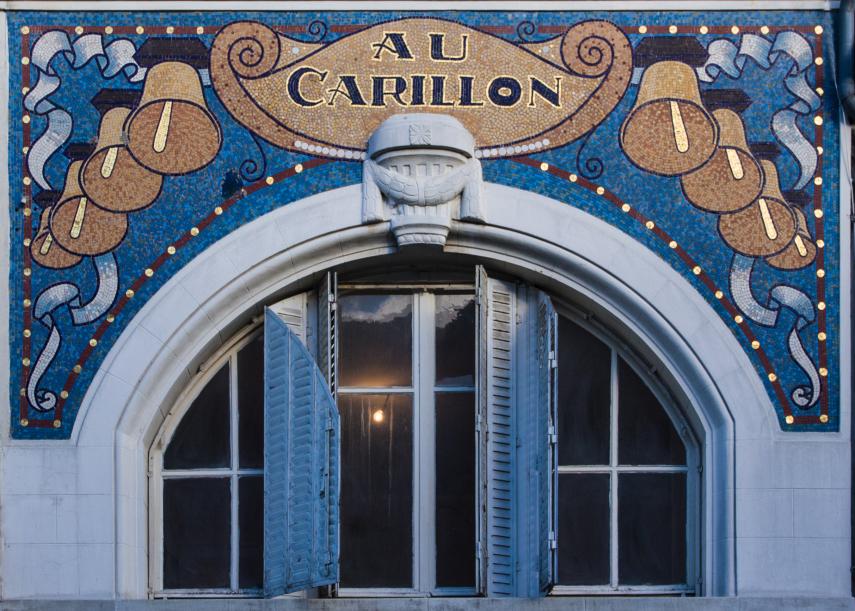 Horloger Au Carillon