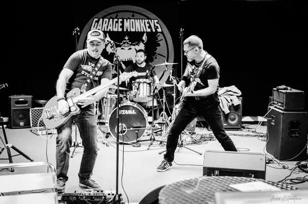 Image-Garage-Monkeys