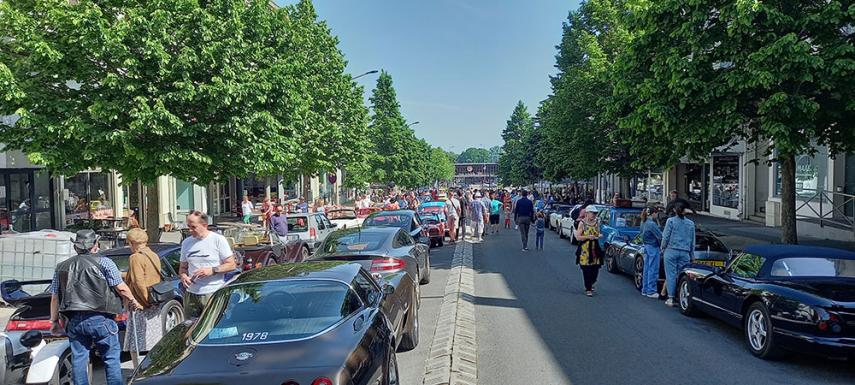 Circuit Historique expo voitures < Laon < Aisne < Hauts-de-France