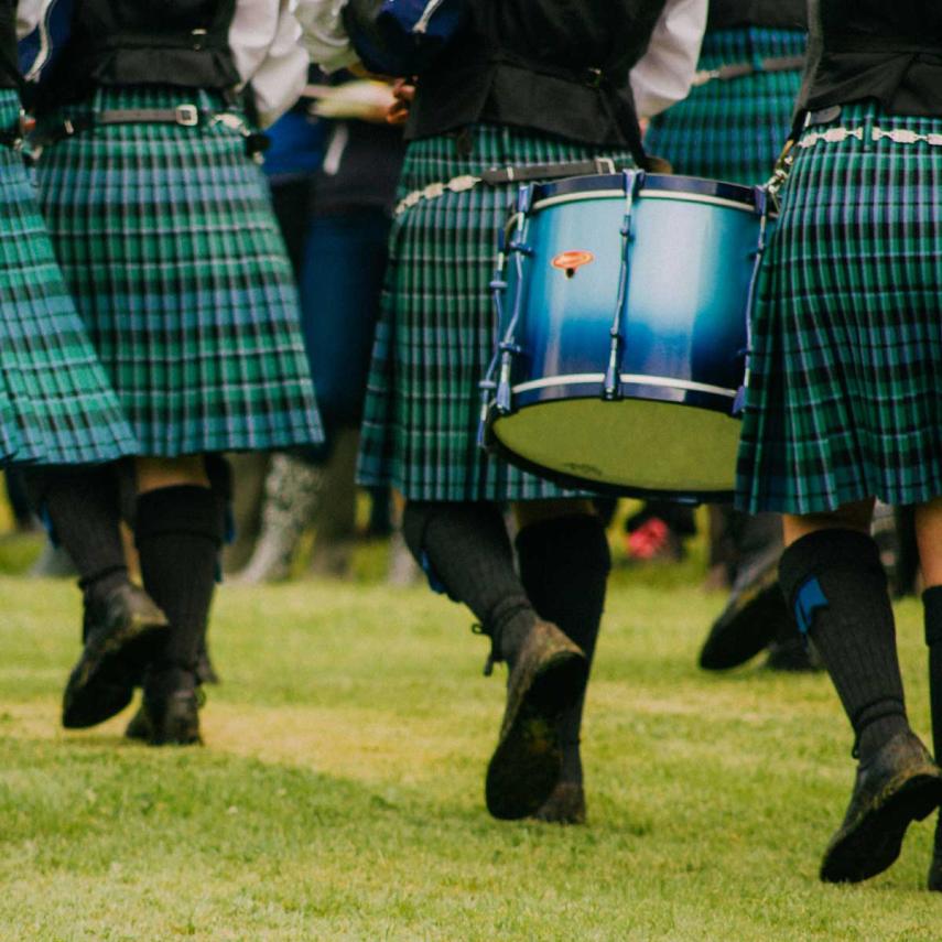 bagpipers-pipe-band-contest