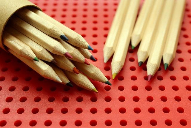 color-pencils-5699634_640